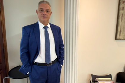 Leonardo Manzan explica que a reforma tributária altera profundamente a compensação de créditos de IBS e CBS.